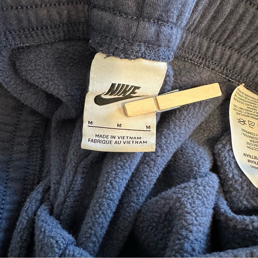 Women’s Nike Sweatpant Joggers - Picture 4 of 4